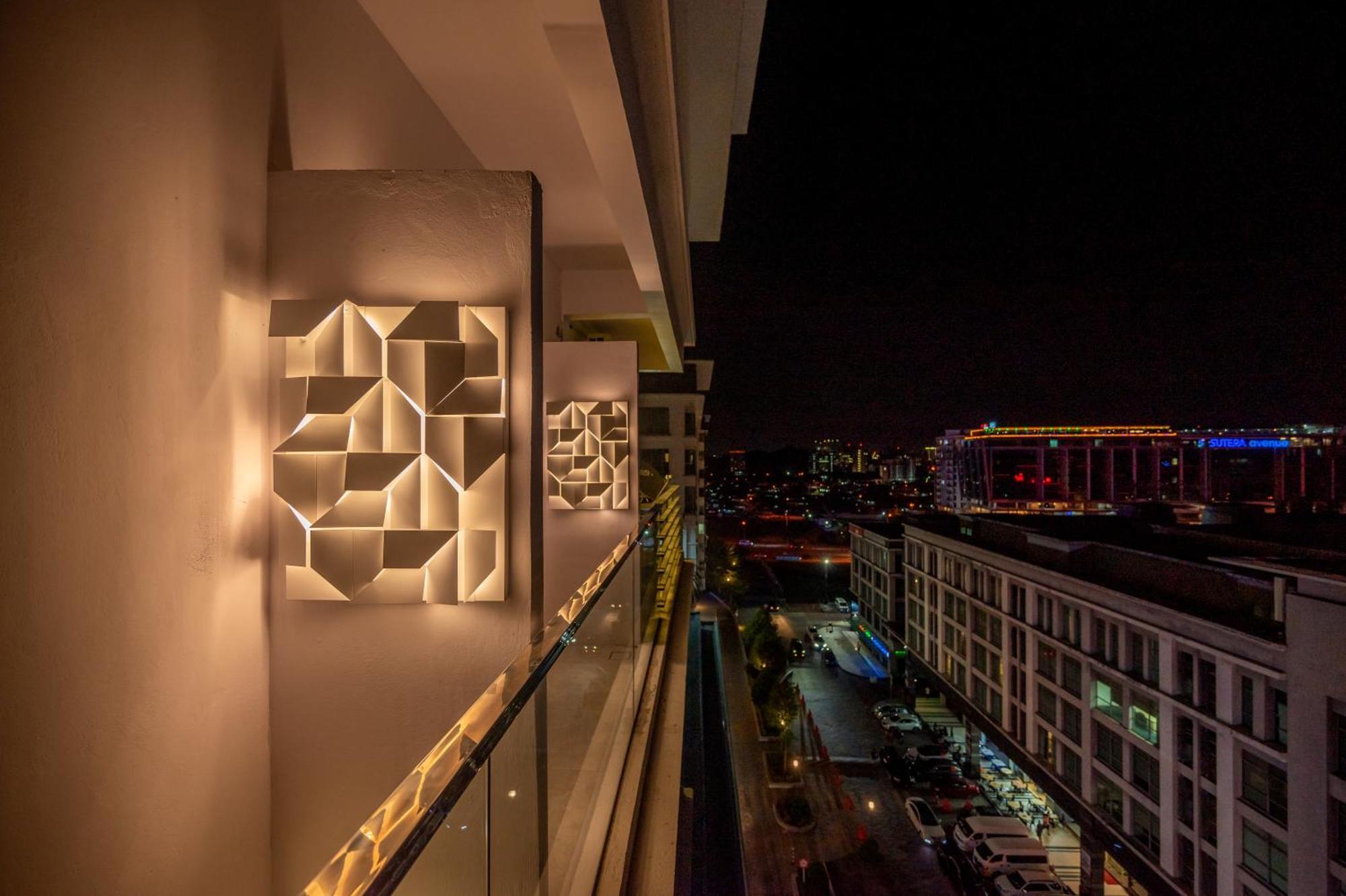 Ritz Residence @ Imago Loft B 7Th Floor Кота-Кинабалу Номер фото